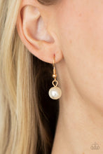 Load image into Gallery viewer, Paparazzi Accessories: Powerhouse Perfection - Gold Necklace