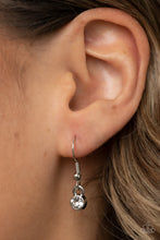 Load image into Gallery viewer, Paparazzi Accessories Bewitched Beam - Yellow Necklace