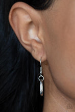 Load image into Gallery viewer, Paparazzi Accessories Lip Sync Links - Silver Necklace