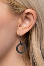 Load image into Gallery viewer, Paparazzi Accessories: Uptown Links - Black Necklace
