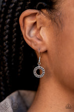 Load image into Gallery viewer, Paparazzi Accessories Rhinestone Rollout - White Choker