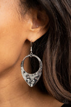 Load image into Gallery viewer, Paparazzi Accessories: Instinctively Industrial - Silver Earring
