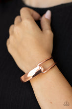 Load image into Gallery viewer, Paparazzi Accessories: Couture-Clutcher - Copper Necklace
