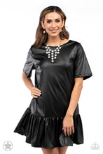 Load image into Gallery viewer, Paparazzi Accessories Spotlight Stunner Necklace
