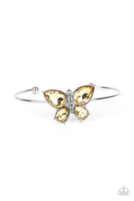 Load image into Gallery viewer, Paparazzi Accessories Butterfly Beatitude - Yellow
