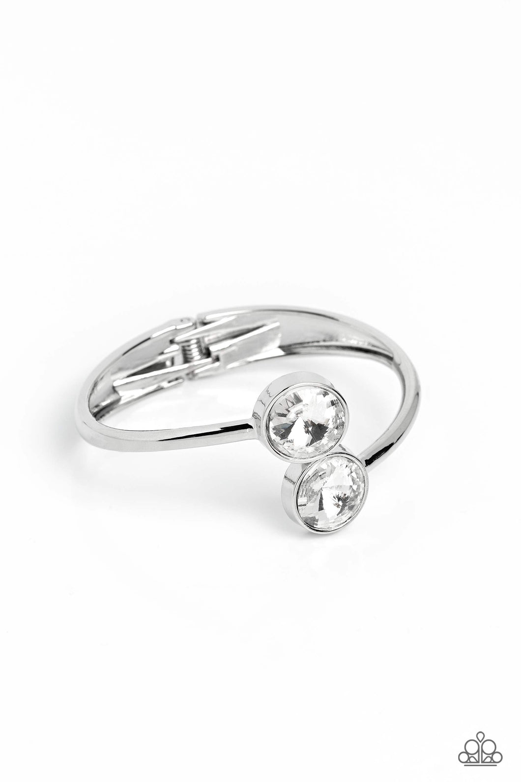 Paparazzi Accessories: Daily Dazzle - White Bracelet